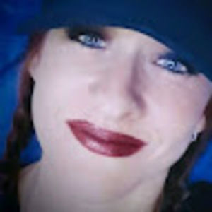 Meet your Posher, Lynette